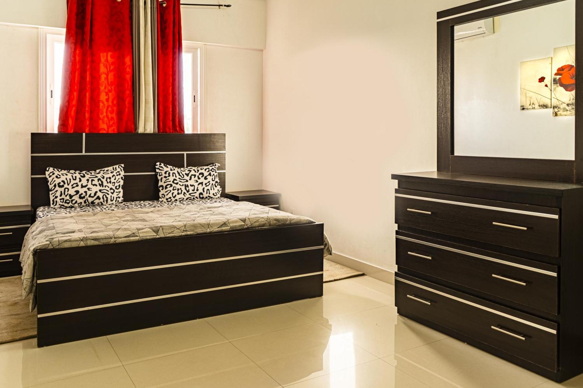 داكاغْ Chambres Meublees Avenue Cheikh Anta Diop المظهر الخارجي الصورة