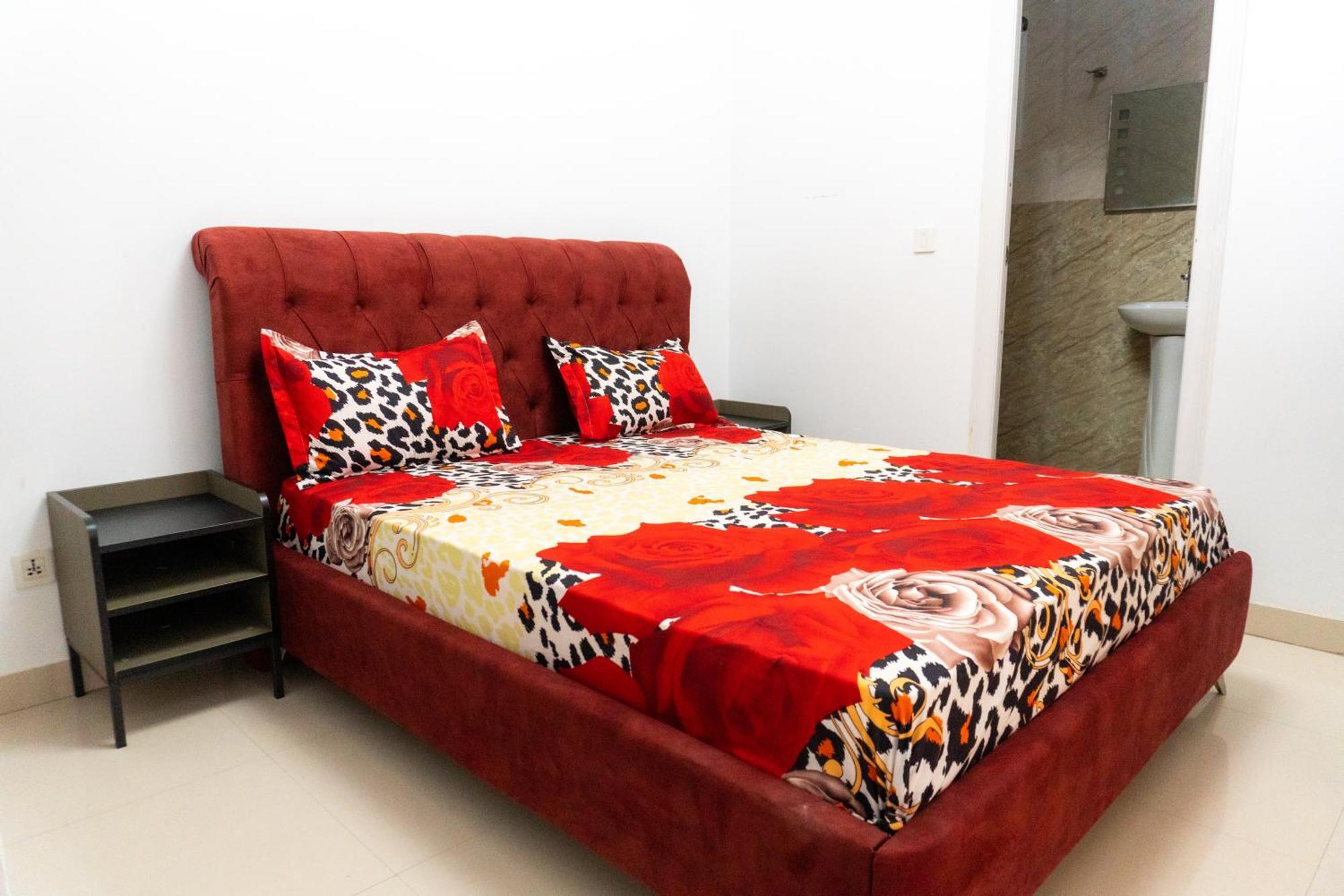 داكاغْ Chambres Meublees Avenue Cheikh Anta Diop المظهر الخارجي الصورة